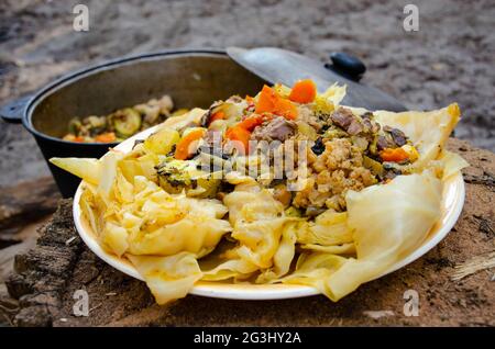 Dymlyama - orientalischer Fleischeintopf. Nationale Küche von Aserbaidschan, Usbekistan und Kasachstan Stockfoto