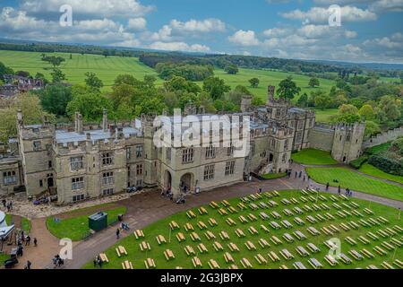 WARWICK, GROSSBRITANNIEN - 22. MAI 2021: Blick auf Warwick Castle in England Stockfoto
