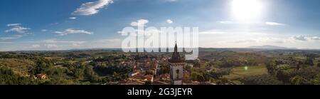 Panoramablick Auf Das Schloss Conti Guidi Stockfoto