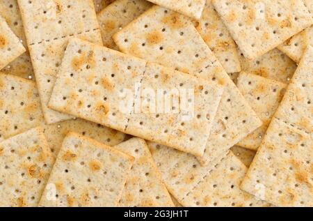 Kleine Cracker isoliert Stockfoto