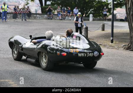 1000 Meilen, jährliches Rennen von Retro-Oldtimer. Erste Sonderetappe in Brescia. Stockfoto