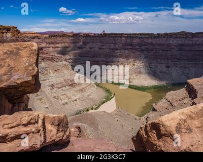 Green River trifft auf Colorado, Confluence Trail, Needles District, Canyonlands National Park, Utah. Stockfoto