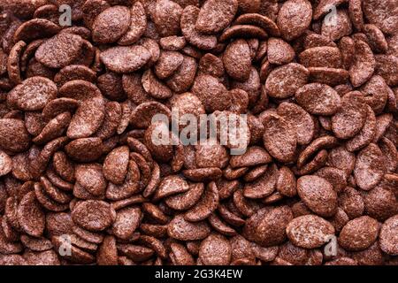 Blick von oben auf das Schokoladenfrühstück, Cerealien Stockfoto