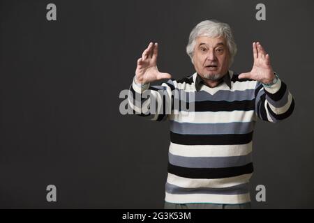 Professor Mann Universität oder Arbeitskollege im studio Stockfoto