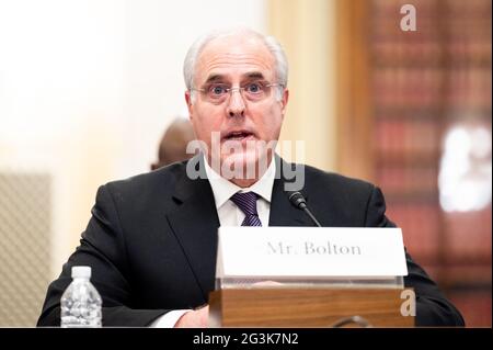 Michael Bolton, Generalinspekteur der US-Polizei des Kapitols, spricht bei einer Anhörung des Senats-Reglements und Verwaltungsausschusses. Stockfoto