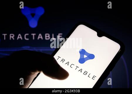 Brasilien. Juni 2021. In dieser Fotobilder wird ein auf einem Smartphone und im Hintergrund abtastbares Logo angezeigt. Kredit: Rafael Henrique/SOPA Images/ZUMA Wire/Alamy Live Nachrichten Stockfoto