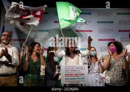 Audrey Pulvar, Abgeordnete des Pariser Bürgermeisters und Chefkandidat der sozialistischen Partei und linkes Bündnis für die Regionalwahlen auf der Ile de France, hält eine Wahlkampfsitzung im Japy-Gymnasium für rund 500 AktivBesuche in der Woche vor der ersten Wahlrunde ab. Paris, Frankreich, 16. Juni 2021. Foto von Daniel Derajinski/ABACAPRESS.COM Stockfoto