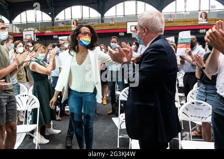 Audrey Pulvar, Abgeordnete des Pariser Bürgermeisters und Chefkandidat der sozialistischen Partei und linkes Bündnis für die Regionalwahlen auf der Ile de France, hält eine Wahlkampfsitzung im Japy-Gymnasium für rund 500 AktivBesuche in der Woche vor der ersten Wahlrunde ab. Paris, Frankreich, 16. Juni 2021. Foto von Daniel Derajinski/ABACAPRESS.COM Stockfoto