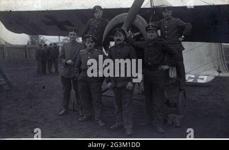 Erster Weltkrieg / 1. Weltkrieg, Luftkrieg, ZUSÄTZLICHE-RIGHTS-CLEARANCE-INFO-NOT-AVAILABLE Stockfoto