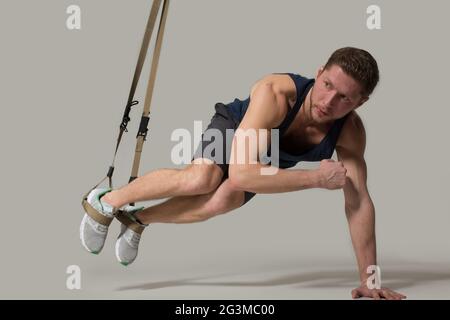 TRX bodybuilder Training Stockfoto