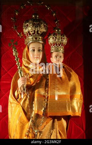 FRANKREICH RHONE (69) LYON. BASILIKA VON FOURVIERE, KLASSIFIZIERT HISTORISCHES DENKMAL, DIE KRYPTA, JUNGFRAU VON INDIEN Stockfoto