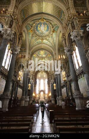FRANKREICH RHONE (69) LYON. BASILIKA VON FOURVIERE, KLASSIFIZIERT HISTORISCHES DENKMAL, CHOR Stockfoto