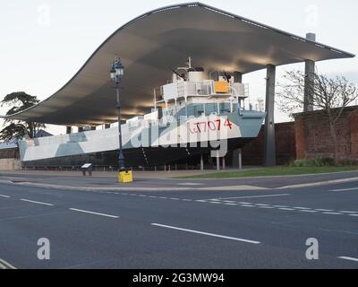 LCT 7074 im D Day Museum in Southsea, Portsmouth. LCT 7074 ist der letzte überlebende Landing Craft Tank in Großbritannien und wurde bei den D Day Landungen eingesetzt Stockfoto