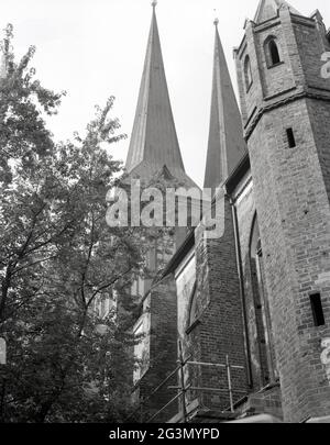 '01.07.1985, Berlin, Deutsche Demokratische Republik - Nikolaikirche. 00S850701D508CAROEX.JPG [MODEL RELEASE: NO, PROPERTY RELEASE: NO (c) caro images / Stockfoto