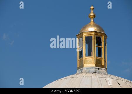 Schönes Beispiel für ottomanische türkische Architekturfragmente Stockfoto