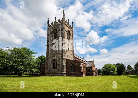 St. Andrews Kirche Gargrave Stockfoto