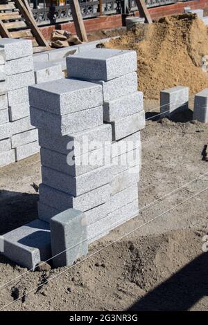 Betonpflaster als Baumaterial Stockfoto