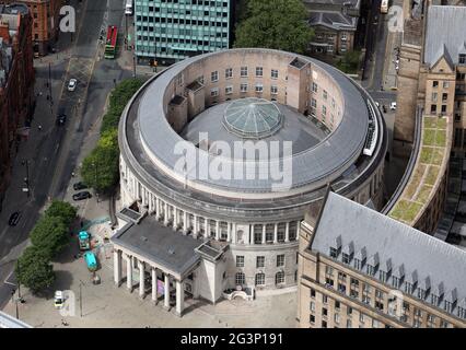 Luftaufnahme der Manchester Central Library (Öffentliche Bibliothek)