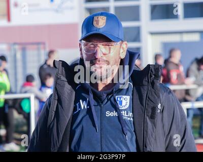 Cheftrainer Claus-Dieter Wollitz - 1.FC Magdeburg DFB 3.Liga Saison 2019-20 Stockfoto