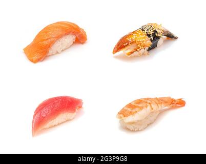 Set aus 4 Sushi isoliert auf Weiß. Sushi-Set aus Lachs - Sake, Eel - Unagi, Garnelen - Ebi, Thunfisch - Maguro Stockfoto