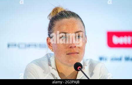 Berlin, Deutschland. Juni 2021. Angelique Kerber aus Deutschland spricht nach ihrem zweiten Spielrunde beim 2021 bett1open WTA 500 Tennisturnier am 17. Juni 2021 im Rot-Weiss Tennisclub in Berlin mit den Medien - Foto Rob Prange / Spanien DPPI / DPPI / LiveMedia Stockfoto