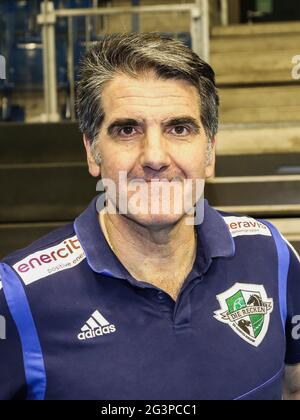 Cheftrainer Carlos Ortega TSV Hannover-Burgdorf DHB Liqui Moly HBL Handball Bundesliga Saison 2019-20 Stockfoto