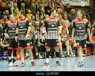 Nico BÃ¼del, Michael HaaÃŸ Johannes Sellin HC Erlangen DHB HBL LIQUI MOLY Handball Bundesliga 2019-20 Stockfoto