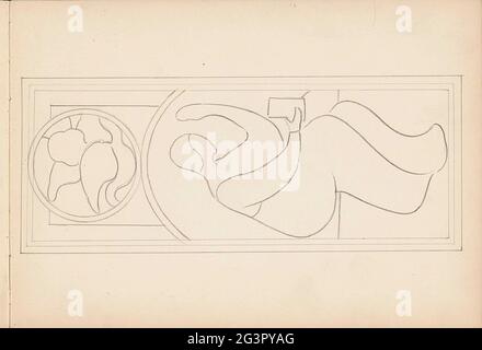 Entwurf für ein Fenster mit sitzender Frau und Putto in einem Rahmen. Die Frau ist leicht gebeugt, mit einem Gegenstand in der rechten Hand. Über ihr ein Putto in einem Medaillon. Entwurf für ein Glas-in-Blei-Fenster für die Handelskammer in der Beurs van Berlage in Amsterdam. Blatt 17 Recto aus einem Skizzenbuch mit 45 Blättern. Stockfoto