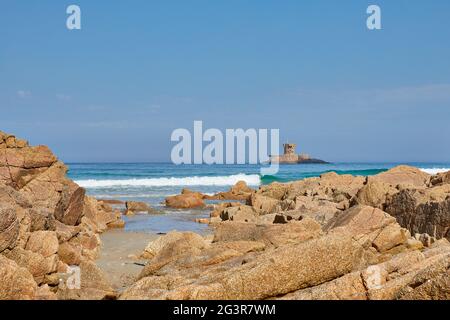 Bild des Rocco Tower in St Ouens Bay, Jersey Ci Stockfoto