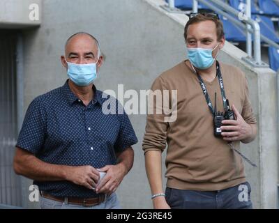 Dr. med. Eike Hennig Ärztin der Landeshauptstadt Magdeburg und Matthias Kahl 1.FC Magdeburg Stockfoto