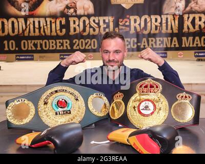 SES Boxer Dominic BÃ¶sel WBA interim und IBO-Weltmeister im Schwergewicht Stockfoto
