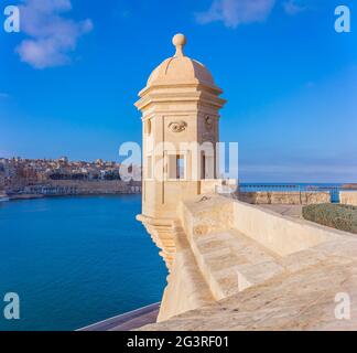 Malta Senglea: Ä nien il-Gardjola XXL - Fortress Watch Tower, Fort Saint Michael Grand Harbour Stockfoto