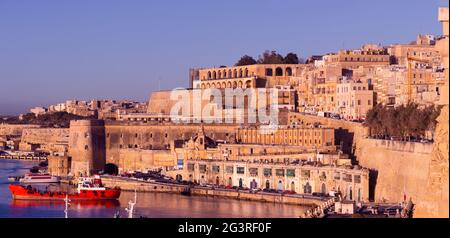 Malta Valletta, am frühen Morgen, Lascaris Battery, Barrakka Gardens XXL Panorama Stockfoto