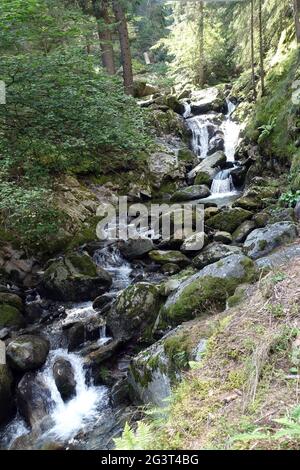 Bergbach in der Passeierschlucht - Wandern auf dem Passeiertal-Klamm-Weg Stockfoto