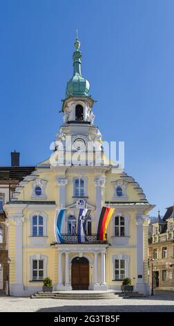 Blick vom Marktplatz auf das Rathaus von Kulmbach Stockfoto