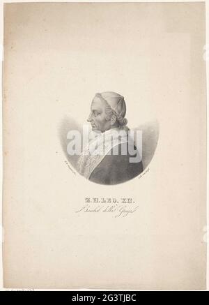 Porträt von Papst Leo XII.. Die porträtierte Person und das Profil wird angezeigt und sieht nach links. Für seinen Hals trägt er einen Pelzkragen und eine verzierte Stola. Stockfoto