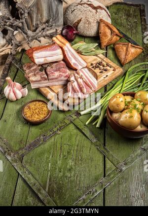 Schinken, Grün Und Gemüse Stockfoto