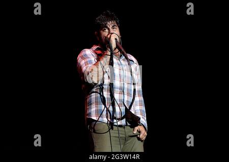 Wantagh, NY, USA. 5. August 2012. Chino Moreno, der Deftones, tritt beim System of A Down and Deftones Konzert im Nikon im Jones Beach Theater auf. Kredit: Steve Mack/Alamy Stockfoto