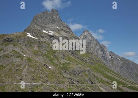 Blick auf Trollstigen oder Trolls Path, eine Serpentinenstraße in Norwegen Stockfoto