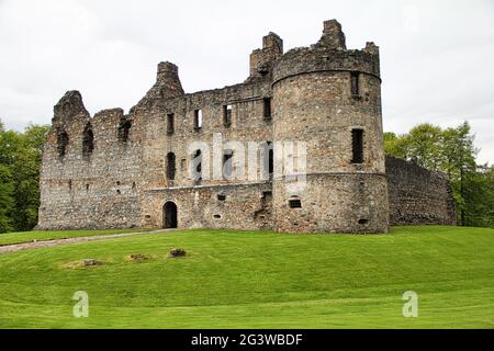 Balvenie Castle ist eine Burgruine 1 km nördlich von Dufftown in der schottischen Region Moray. Stockfoto