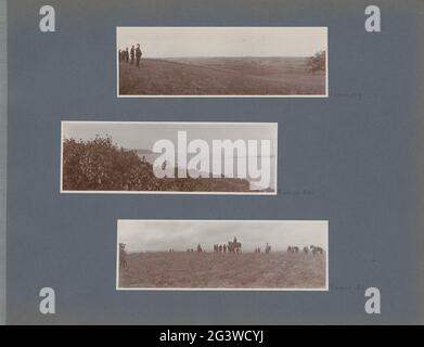 Kavallerie auf einem Feld in Frankreich. Teil des Fotoalbums von einer Armeeübung im Südwesten Frankreichs im Jahr 1902. Stockfoto