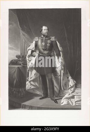 Porträt von Willem III., König der Niederlande. Portrait von Willem III. Mit einem schmelzenden Mantel. Er befindet sich in einem Raum neben einem Tisch mit einer Krone und einem Zepter darauf. Stockfoto