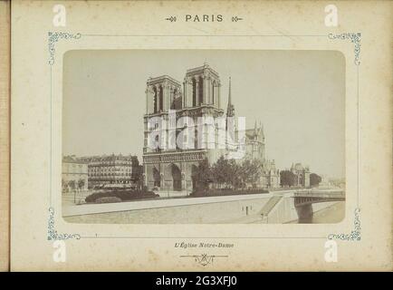 Blick auf die Notre Dame in Paris; Paris - L'Église Notre-Dame. Teil des Fotoalbums mit Sehenswürdigkeiten in Paris, Versailles und dem Bois de Boulogne. Stockfoto