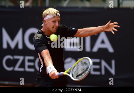 Prostejov, Tschechische Republik. Juni 2021. Zdenek Kolar (Tschechisch) nimmt am 18. Juni 2021 an den Moneta Czech Open - ATP Challenger Tour Tennisturnier Teil, in Prostejov, Tschechische Republik. Kredit: Ludek Perina/CTK Foto/Alamy Live Nachrichten Stockfoto