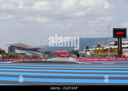 Le Castellet, Frankreich. Juni 2021. Le Castellet, Frankreich am 18. Juni 2021 Allgemeine Streckenansicht während des Formel 1-Trainings 1 Emirates Grand Prix De France 2021 auf dem Circuit Paul Ricard. Quelle: Phil Duncan Every Second Media/Alamy Live News Stockfoto