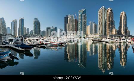 Wolkenkratzer in Dubai Marina, Dubai, Vereinigte Arabische Emirate Stockfoto