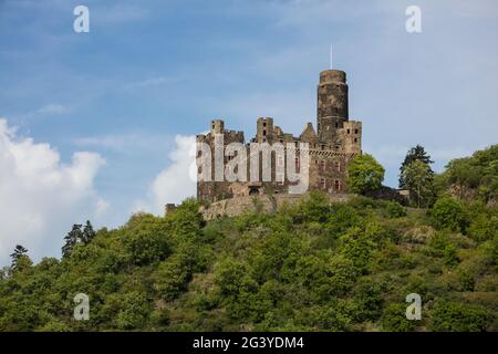 Burg Maus vom Flusskreuzfahrtschiff aus gesehen während einer Rheinschifffahrt, Goarshausen Wellmich, Rheinland-Pfalz, Deutschland, Europa Stockfoto