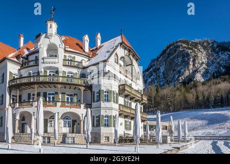 Historisches Gasthaus Alpenrose am See in der Nähe von Schloss Hohenschwangau, Schwangau, Allgäu, Bayern, Deutschland Stockfoto