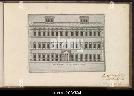 façade des Palazzo Caetani in Rom; Palatium Nobilissimae Familiae Gaetanae; berühmte Gebäude in Rom und darüber hinaus; Palazzi Diversi Nel'alma Cità di Roma, et altre. Print ist Teil eines Albums. Stockfoto