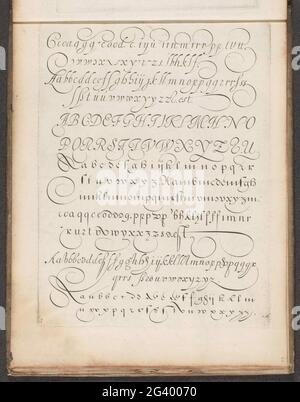 Schreiben Sie ein Beispiel mit ein paar Mal das Alphabet; Copy-Boeck verschiedene Schriften zu interportieren. Schreiben Sie ein Beispiel mit der Kombination aus Alphabet und anderen Buchstaben in verschiedenen Händen, in 15 Zeilen. Der Druck ist Teil eines Albums. Stockfoto